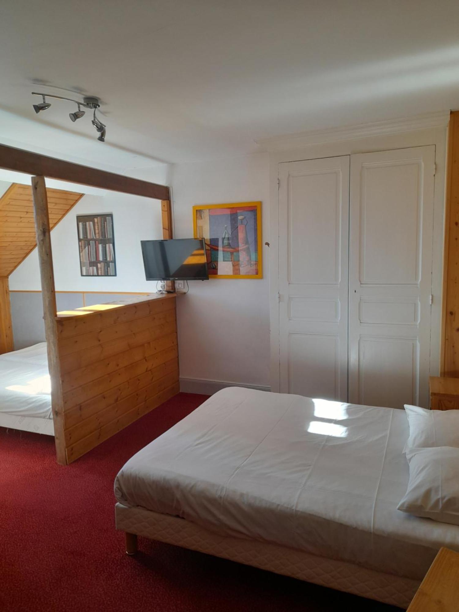 Hotel Du Centre Вилар-де-Лан Екстериор снимка